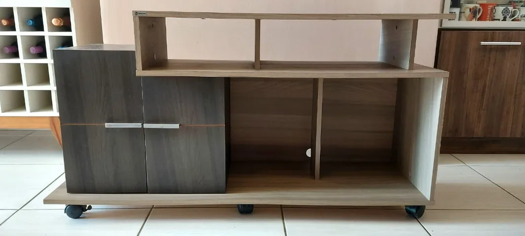 Rack com rodízios