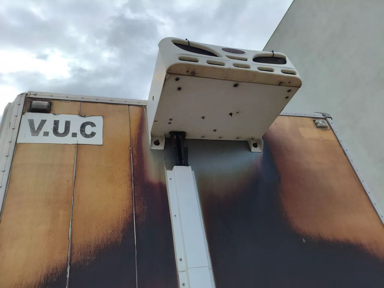 Baú refrigerado 3/4 Vuc  - Foto 6