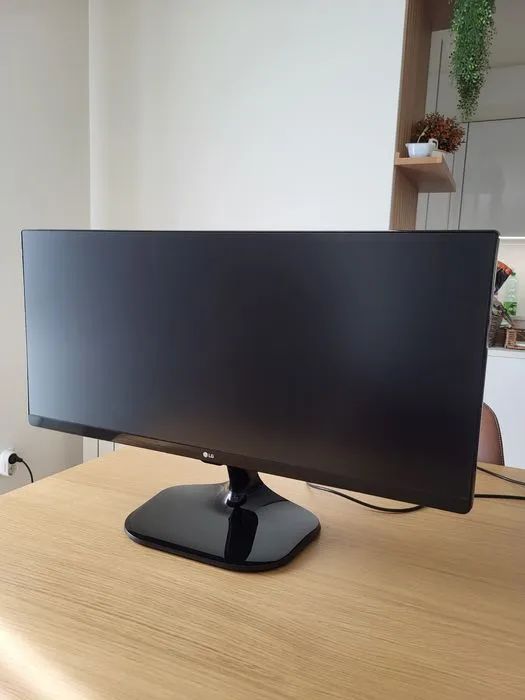 Monitor Ultrawide LG 25 polegadas64289271569409121