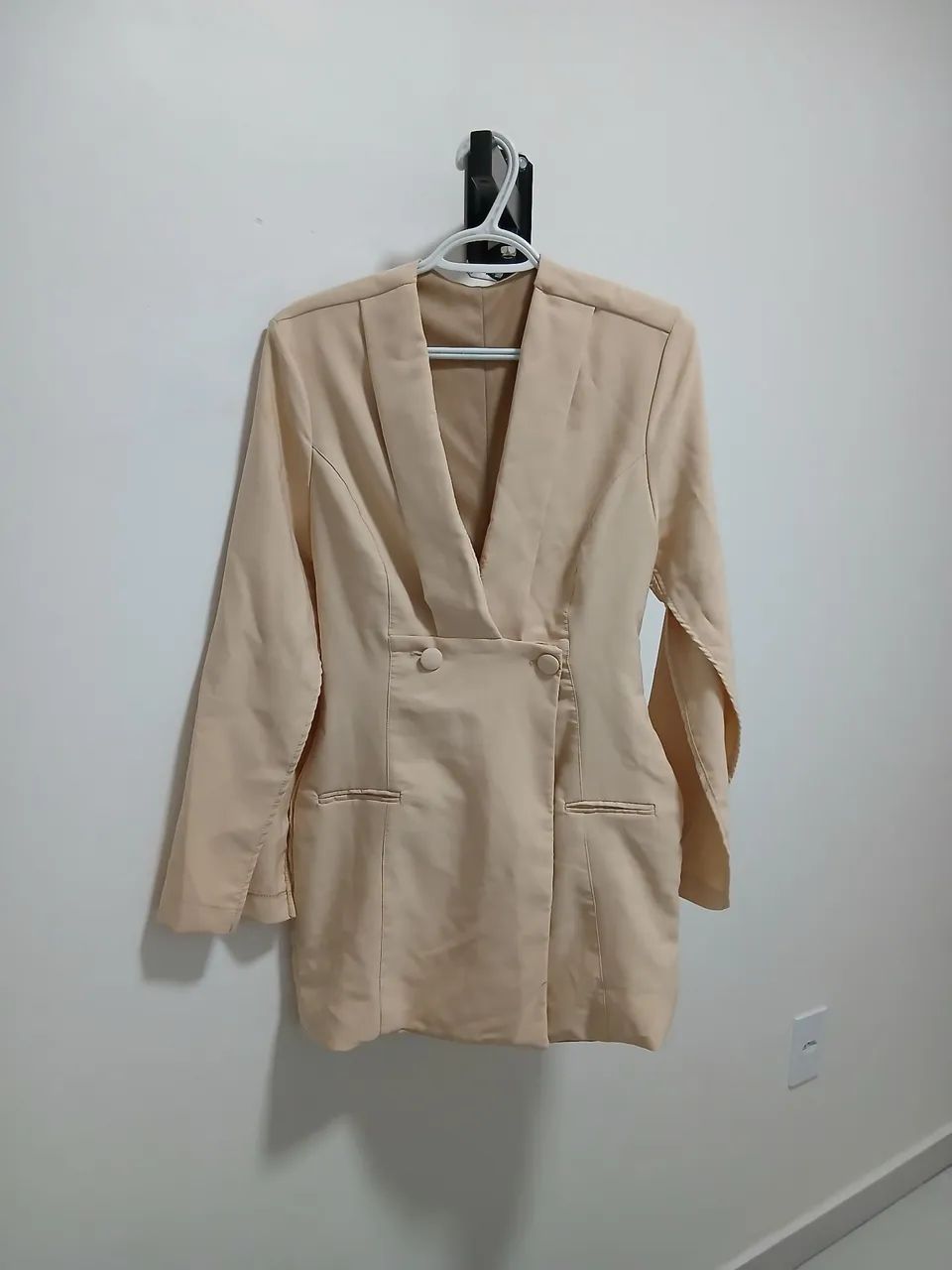 Conjunto em alfaiataria com lycra Tamanho único. Veste M - Foto 2