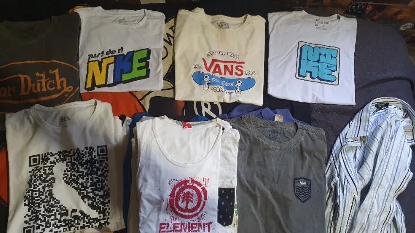 Lote de Camisas e Camisetas - Foto 5
