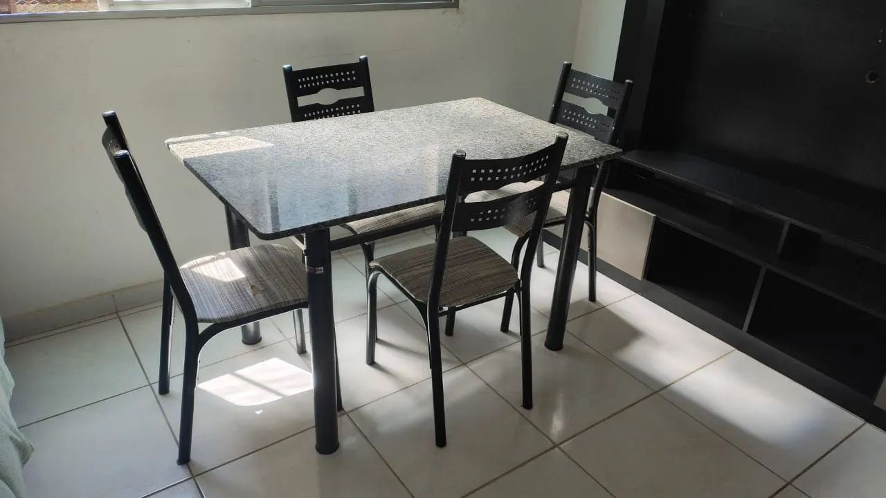 Dining table63824088510211120