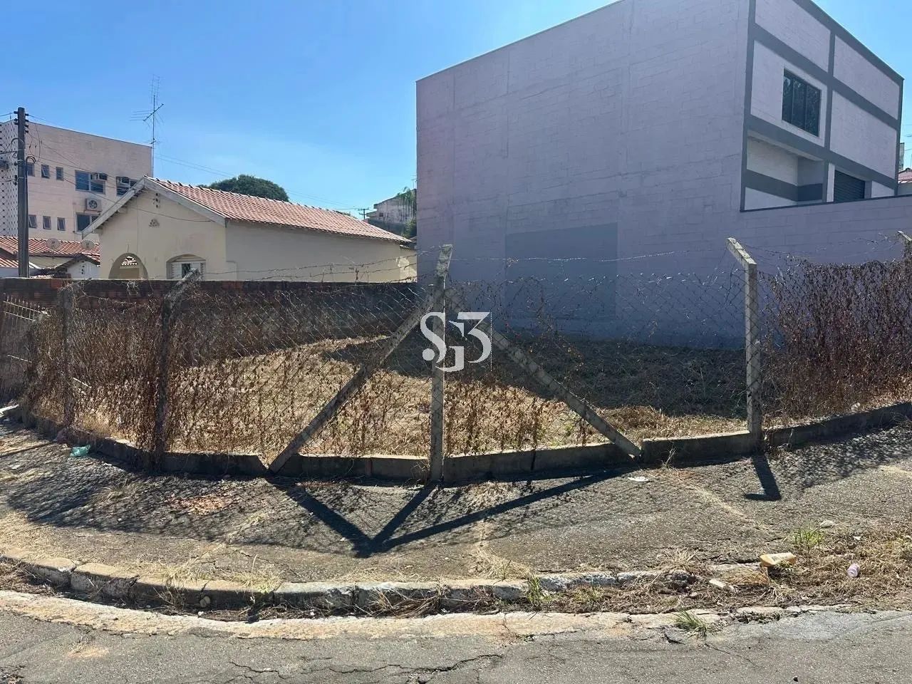 BELÍSSIMO TERRENO À VENDA COM PROJETO - VILA MARIETA EM CAMPINAS,SP - Foto 3