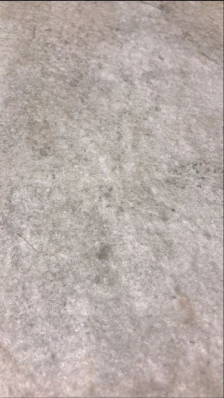 Piso de Porcelanato Cinza Claro 