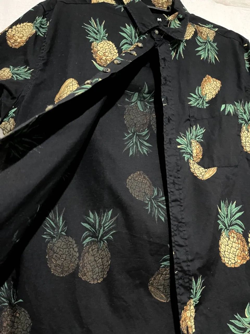 Camisa Preta com Abacaxi (C&A) M - Foto 5