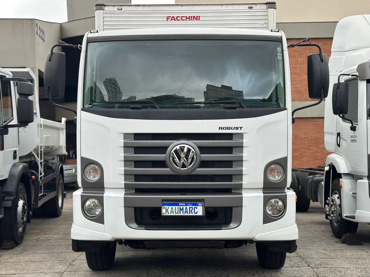 Vw 17-190 Robust Ano 2022 Baú 4x2 Único Dono  - Foto 2