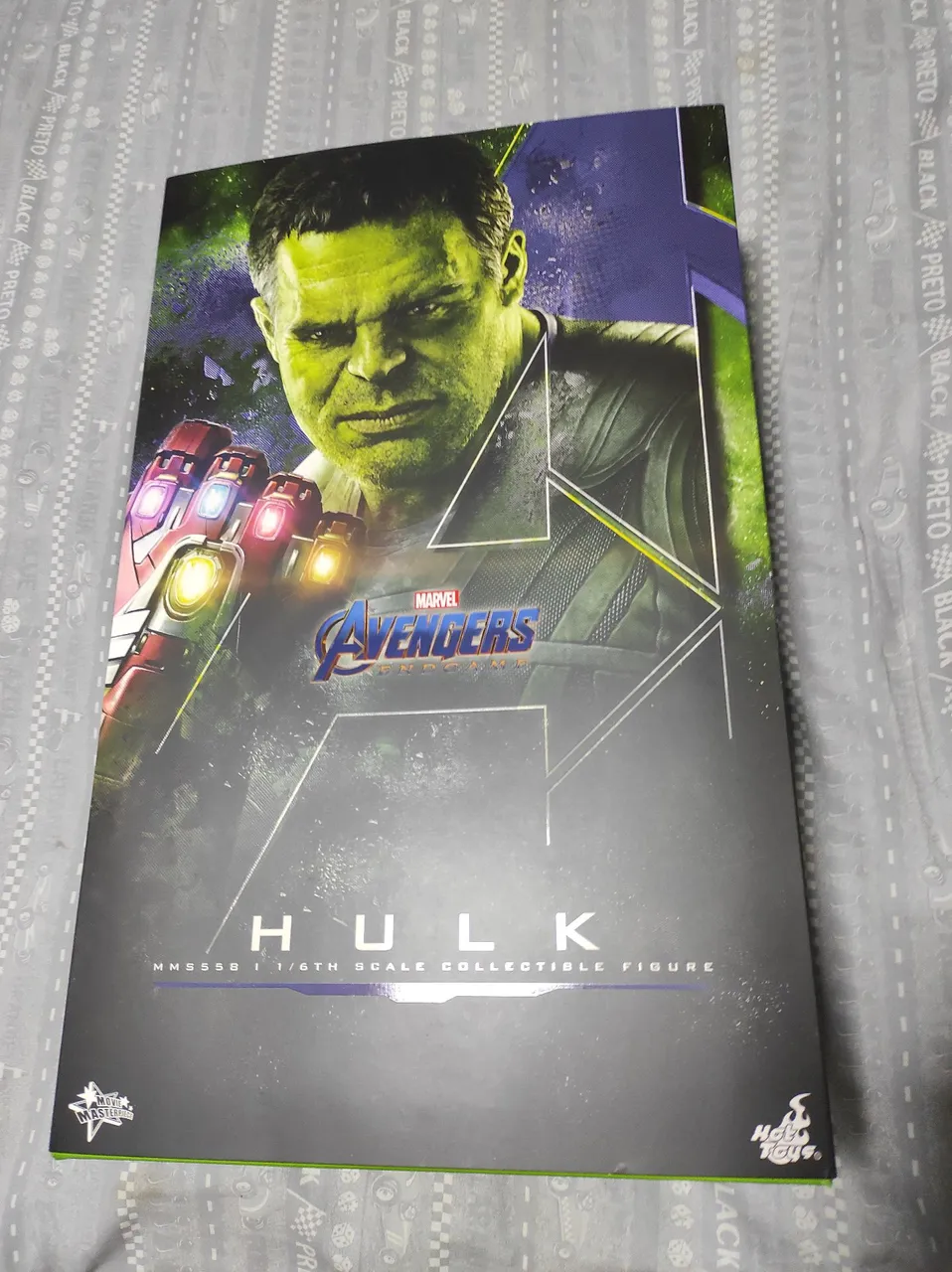 Figura Hulk Avengers Endgame 1/6 escala Hot Toys