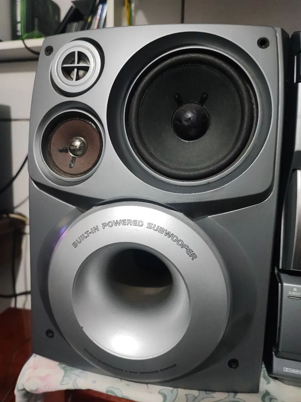 Vendo som aiwa modelo NSX-S910 com controle e adaptador bluetooth e USB - Foto 6