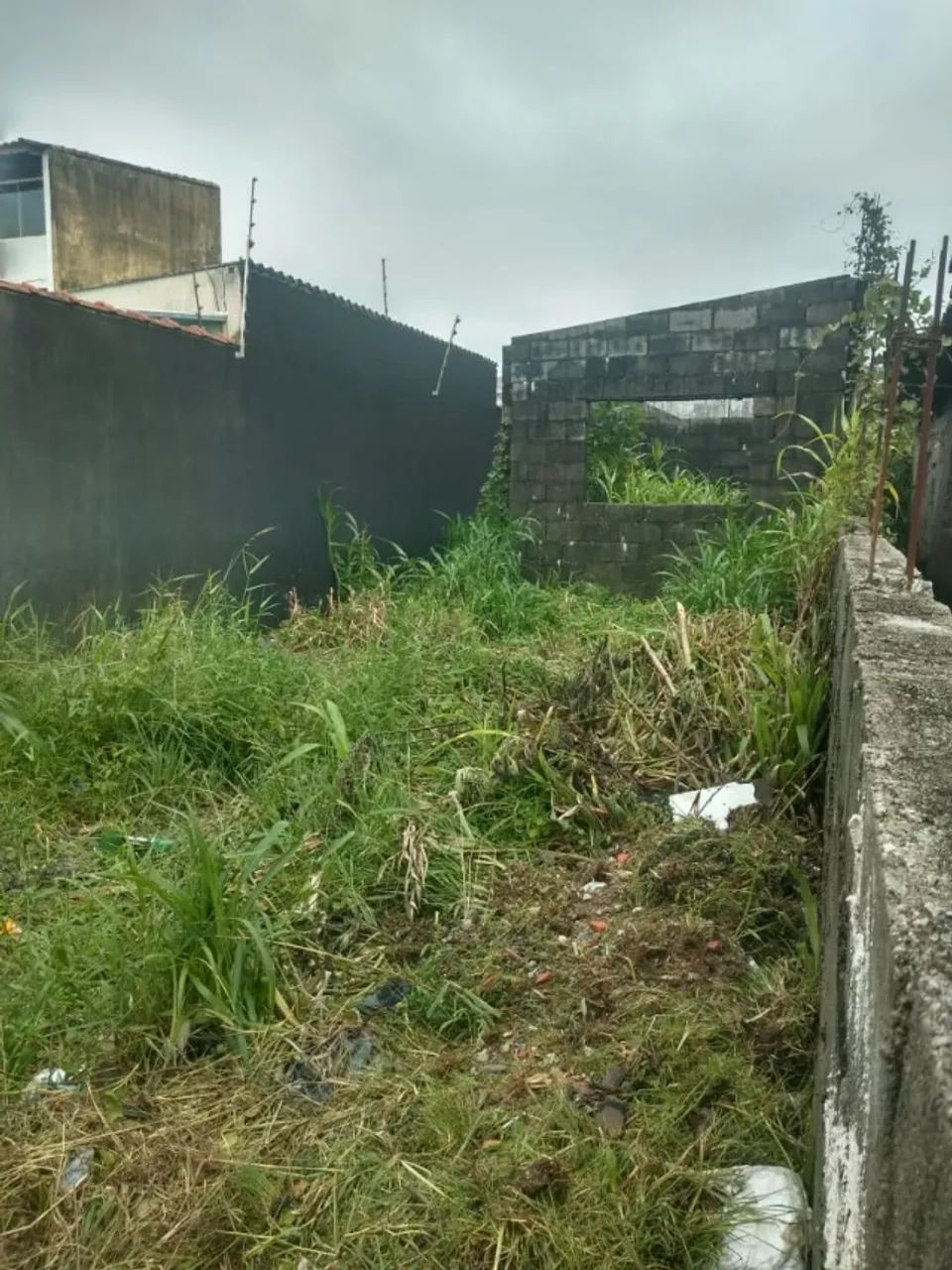 Vende-se Terreno com Casa em Construção - Mongaguá/SP - Foto 3