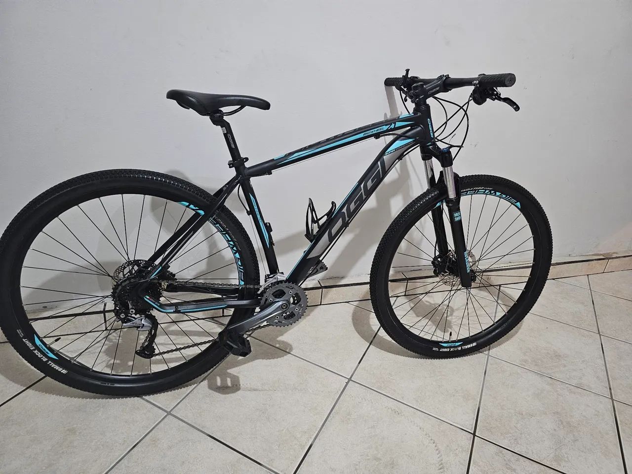 bicicleta OGGI 7.1 aro 29