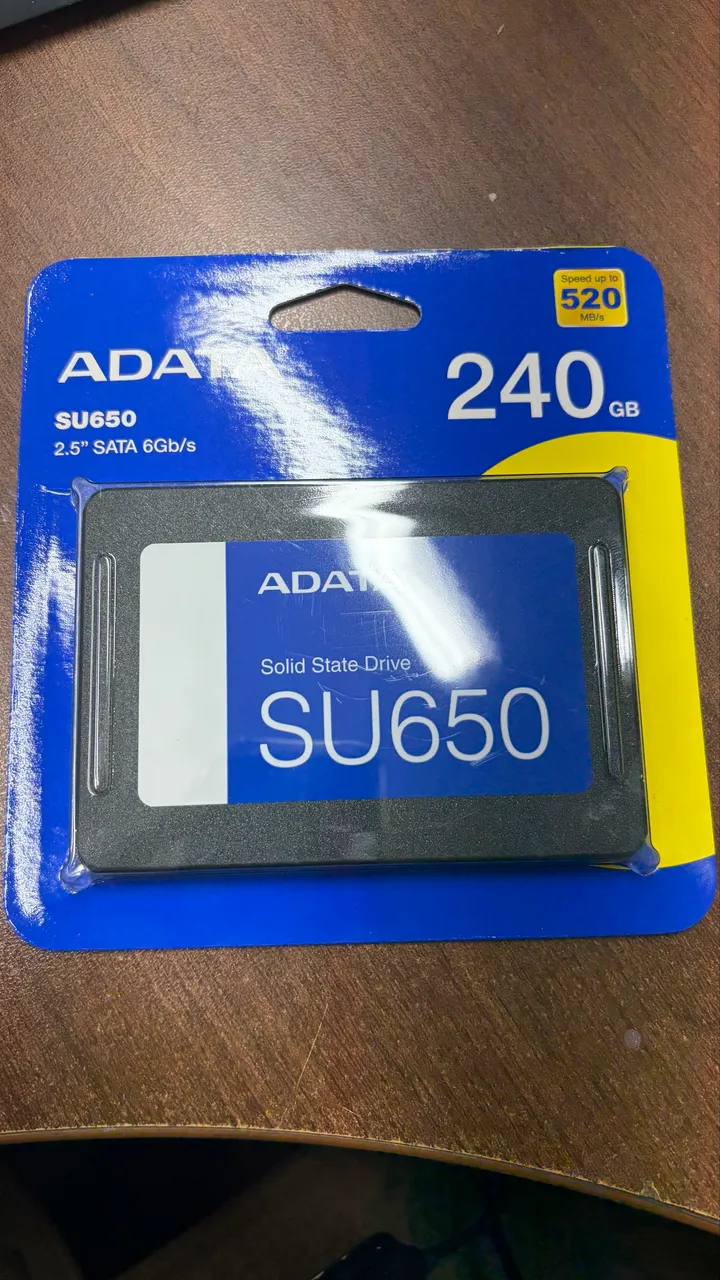 SSD SATA CRUCIAL 250Gb lacrado, original, comprado no Brasil