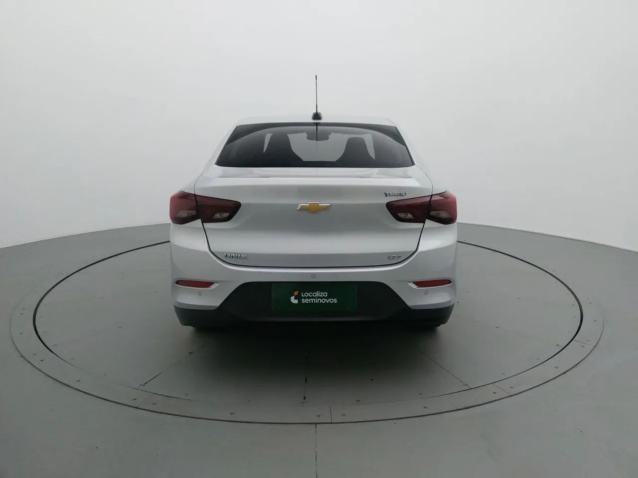 Chevrolet Onix Hatch LTZ 1.0 12V TB Flex Aut. 5P, foto 4 de 18