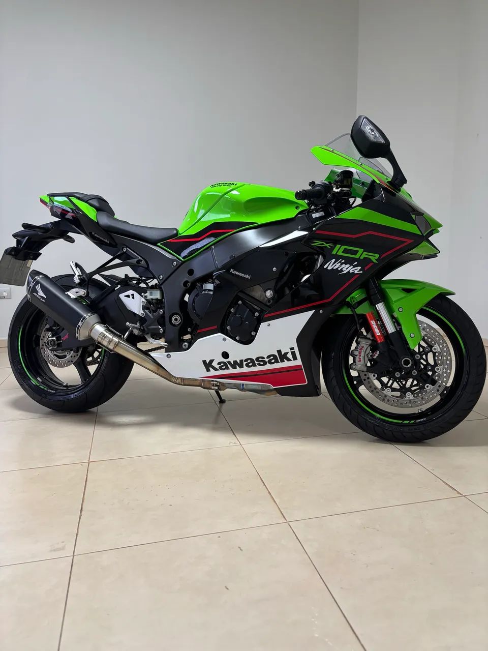 Kawasaki Zx-10/ Zx-10r 1000cc 2022 - 1522760876 | OLX