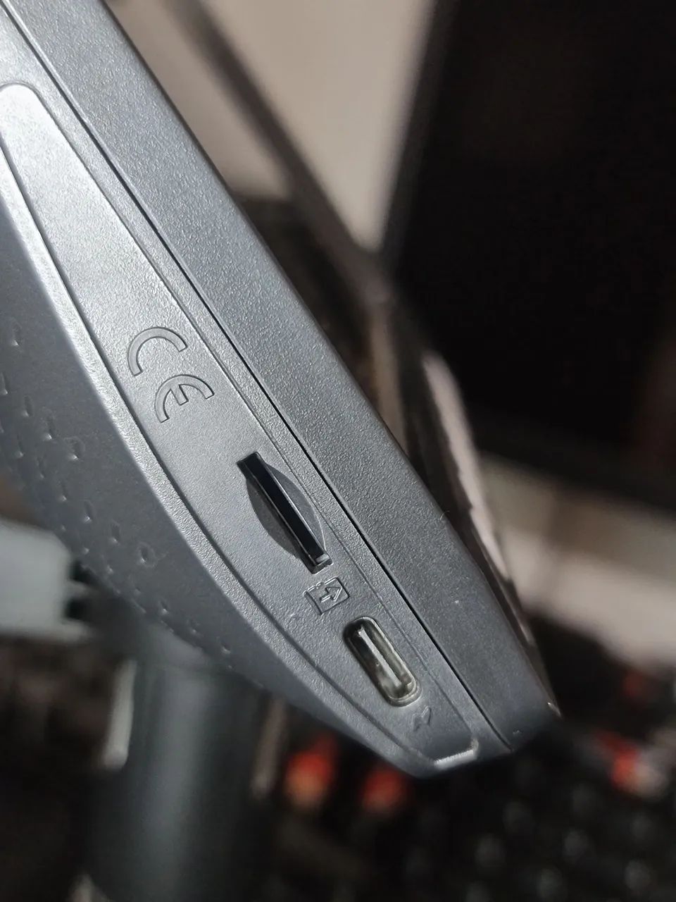 microscópio digital 1200x com tela 7 polegadas recarregável - Foto 6