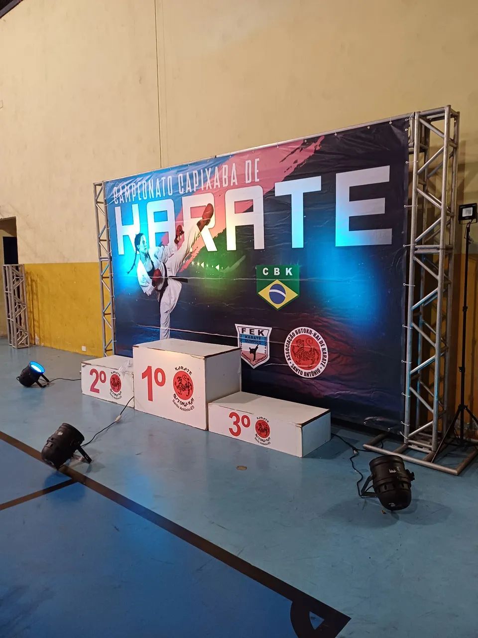 Palco - tablados - praticável - tenda - Foto 2