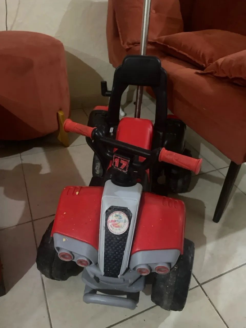 Carro infantil elétrico 