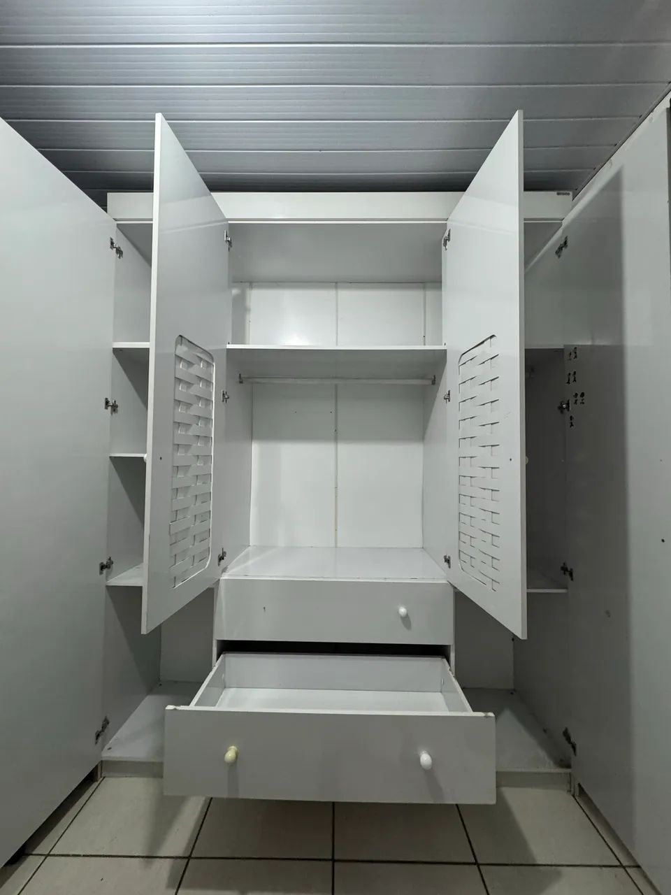 GUARDA ROUPA - BARATO - Foto 2