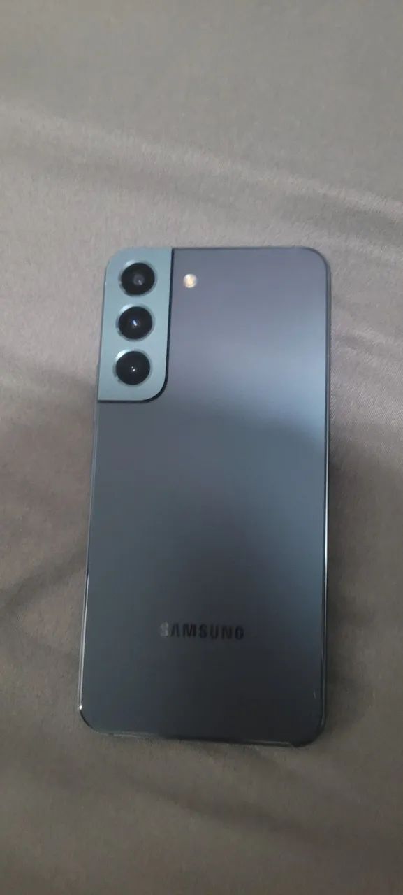 Samsung S22  - Foto 2