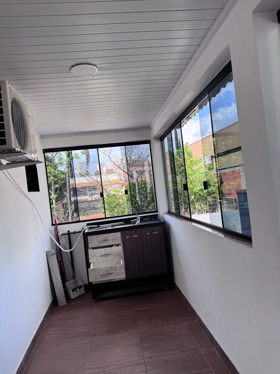 Casa espaçosa em condomínio fechado  - Foto 4