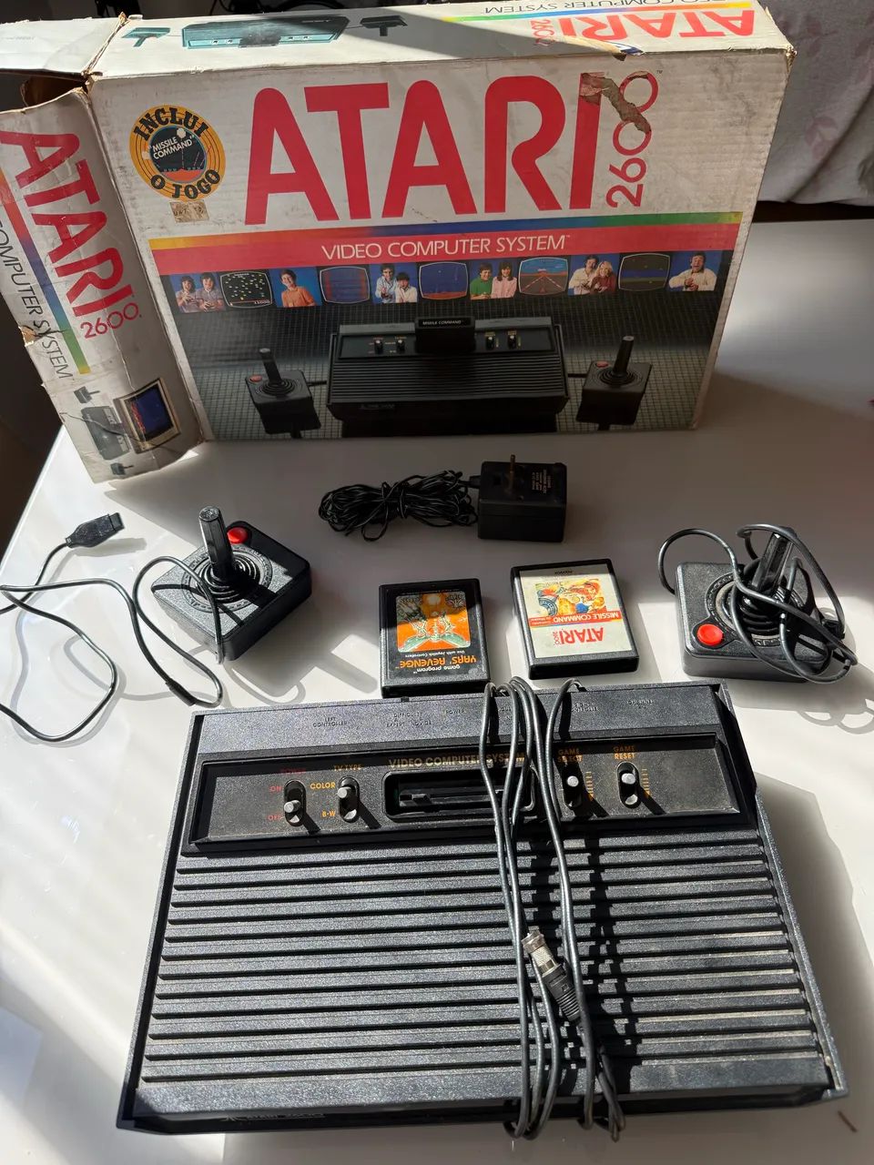 Console Atari 2600 Completo com Caixa e 2 Cartuchos