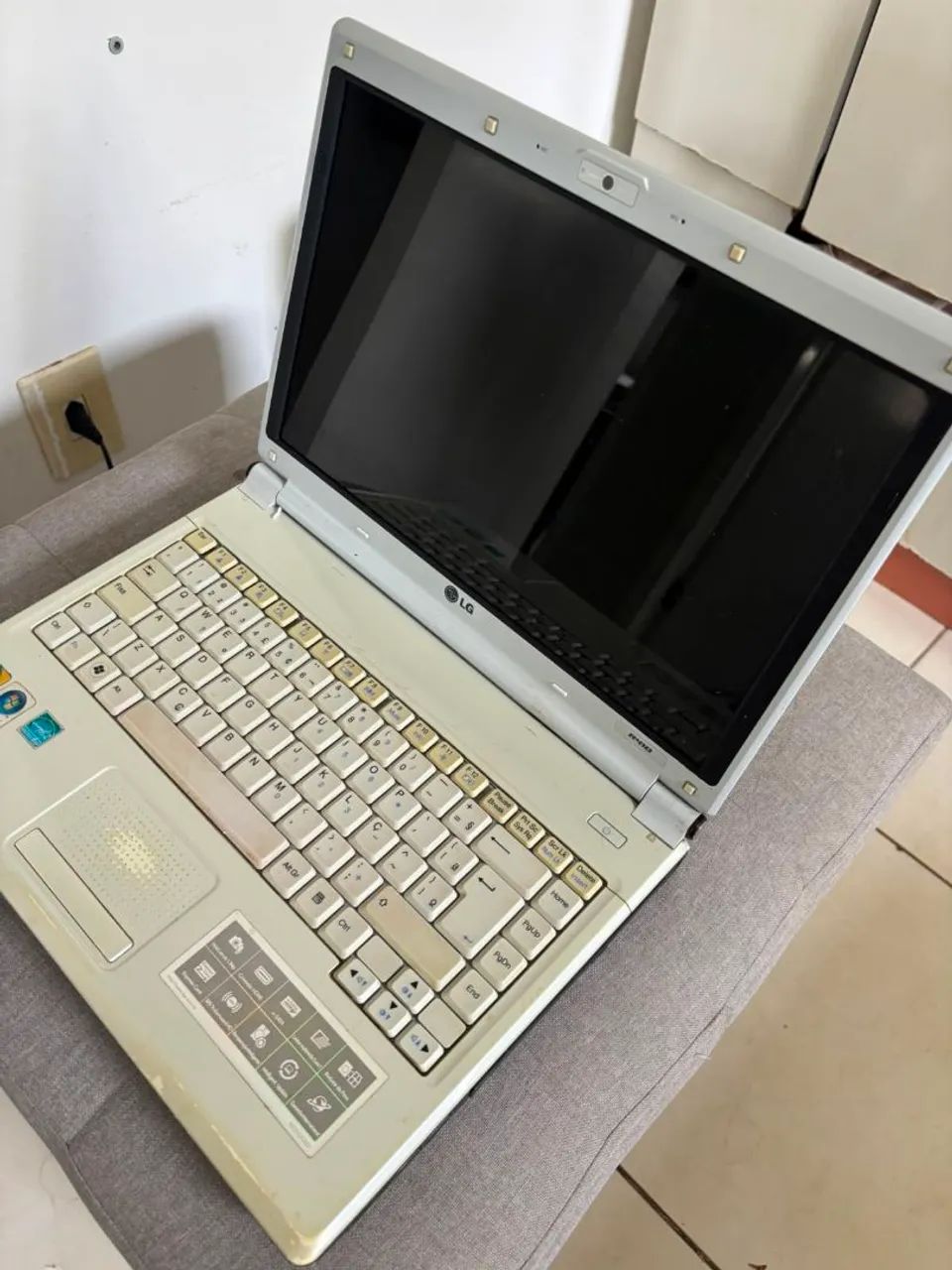 Notebook LG com defeito