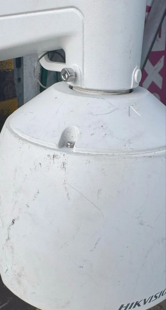 Câmera Hikvision usada ip dome 