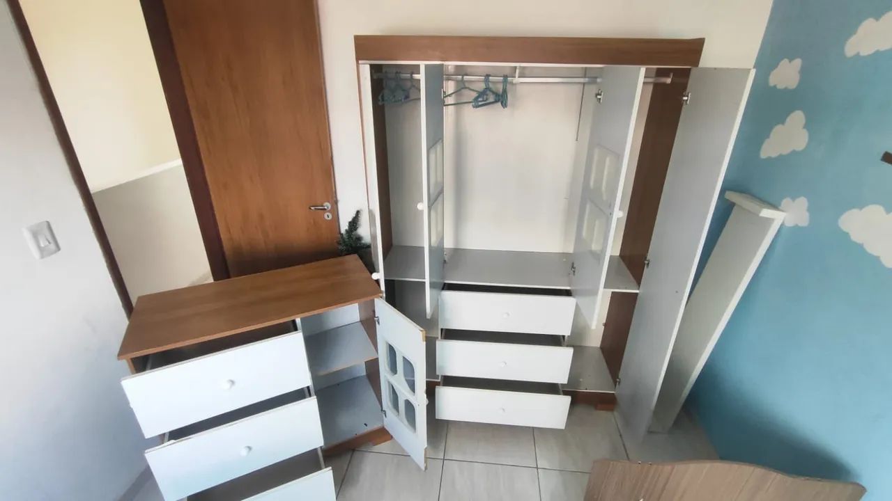 Guarda roupa + cômoda  - Foto 4