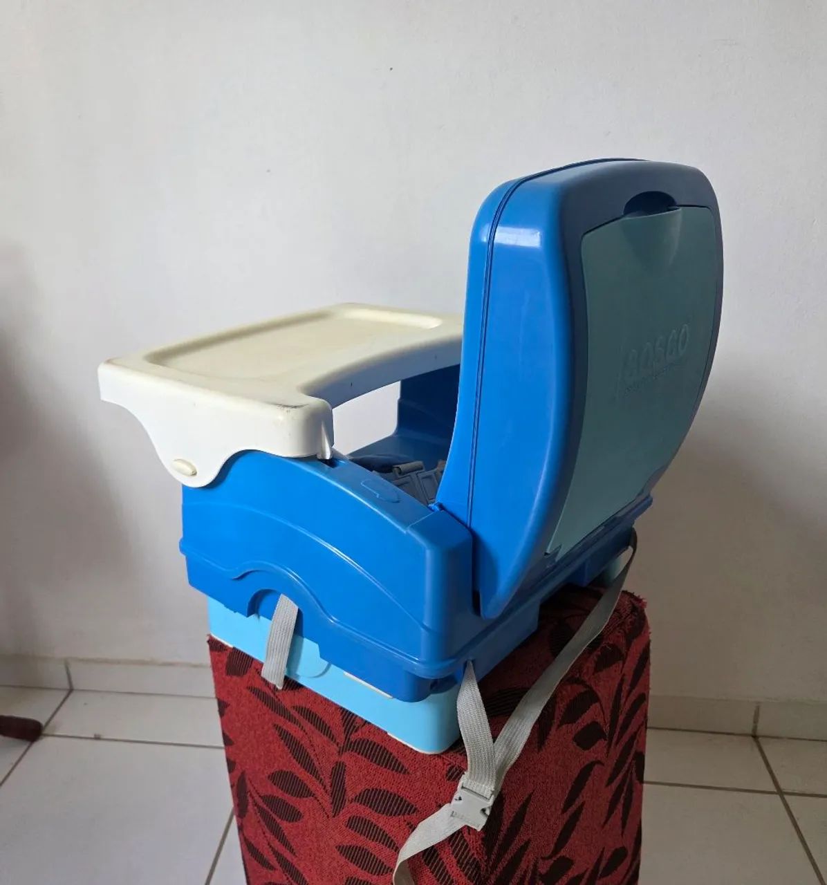 Cadeira Alimentação Usada - Foto 4