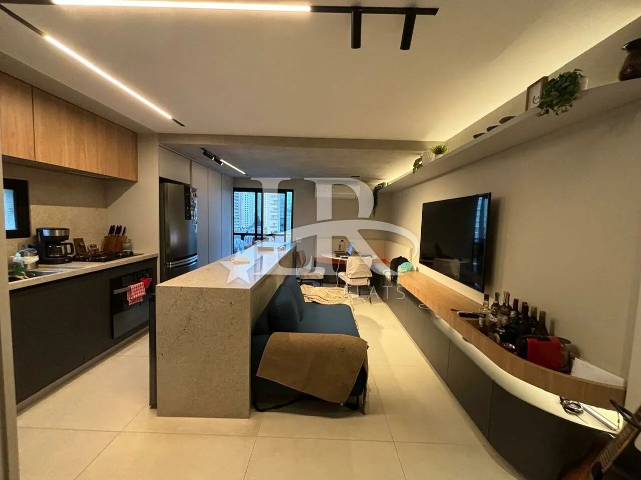 LR Flats - Apartamento de 2 quartos mobiliado em Moema com serviços inclusos.