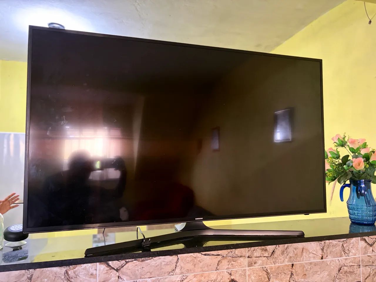 TELEVISÃO 50 POLEGADAS COM TELA QUEIMADA - Foto 2