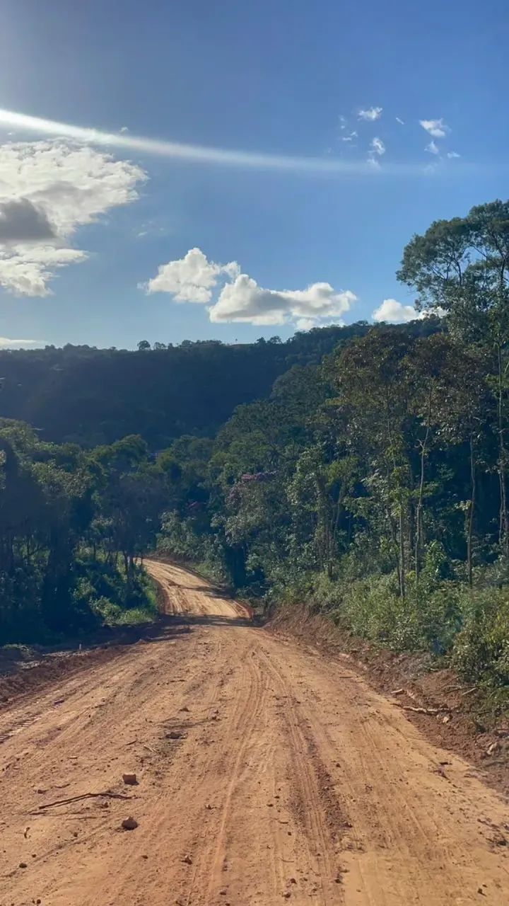 Lotes em loteamento planejado com excelente localização - Foto 4