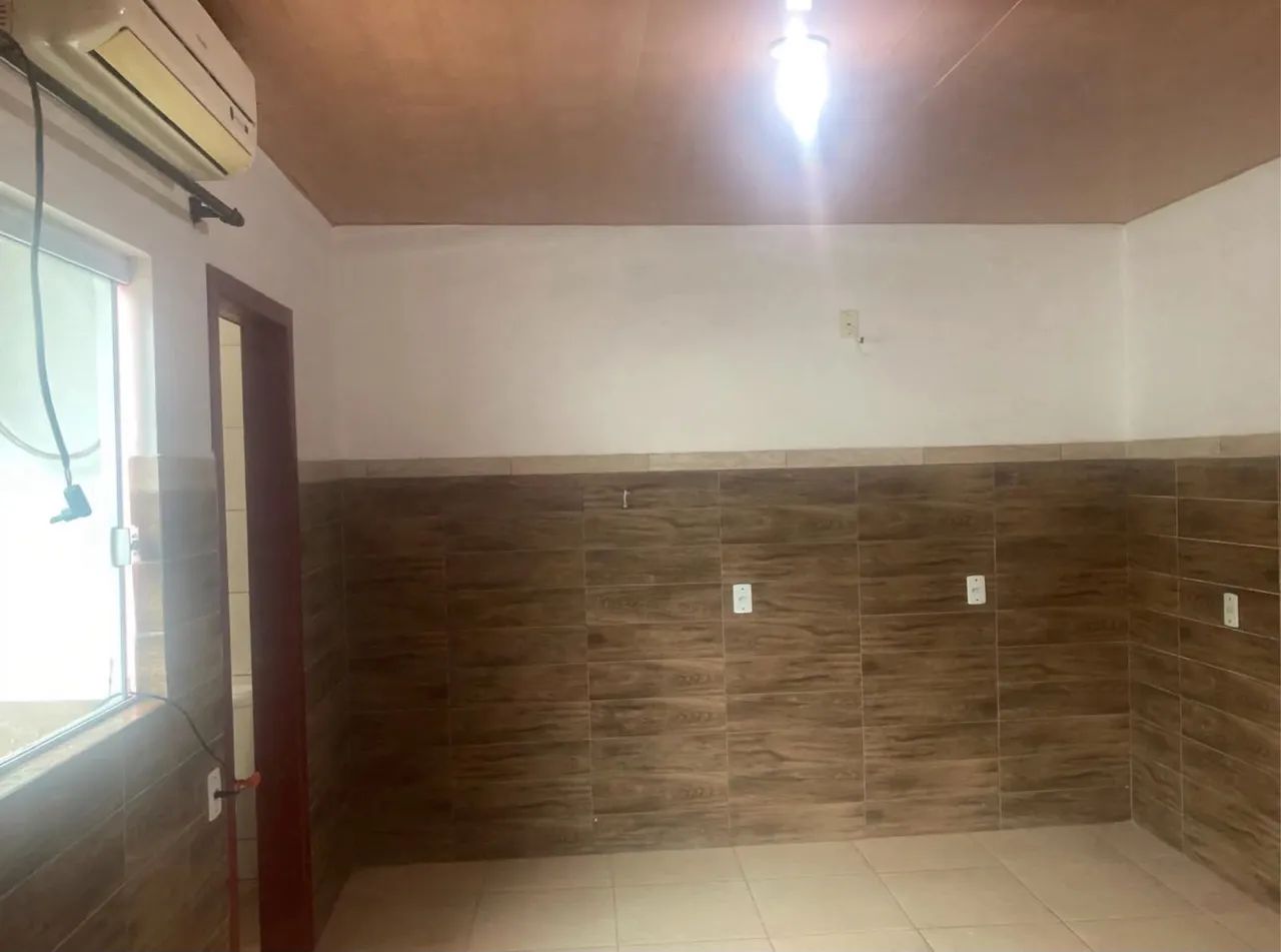 Aluga-se kitnet em Forquilhinhas próximo a o Subway