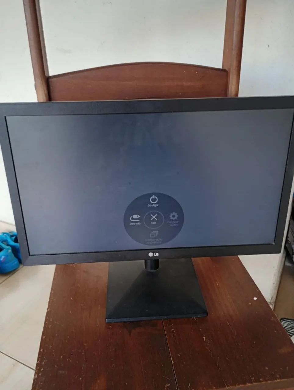 Monitor 20 polegadas lg funcionando perfeitamente  entrada hdmi vga e fone de ouvido  - Foto 2