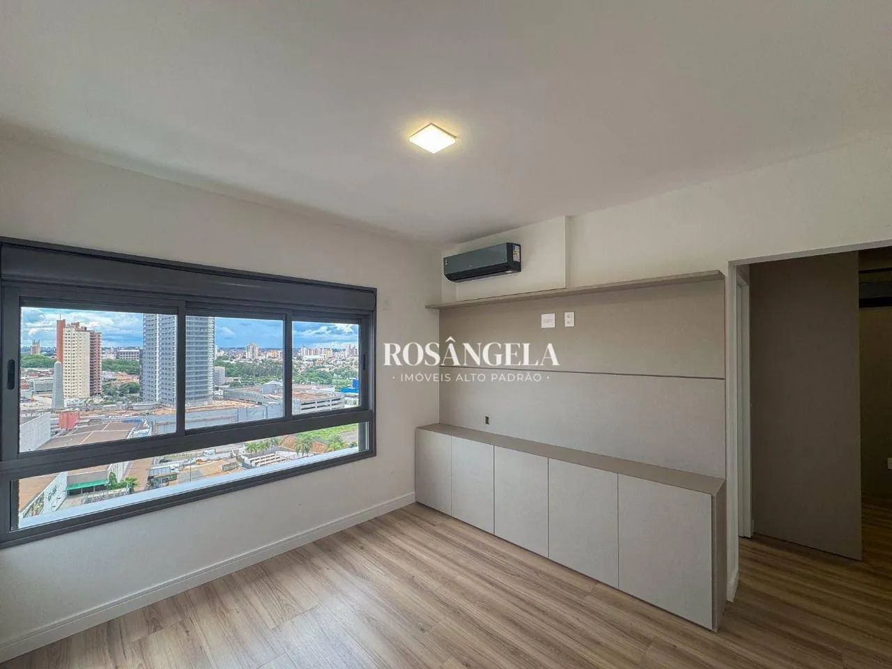 Apartamento de 197 m² com 3 suítes à venda no Holt Place - Foto 3
