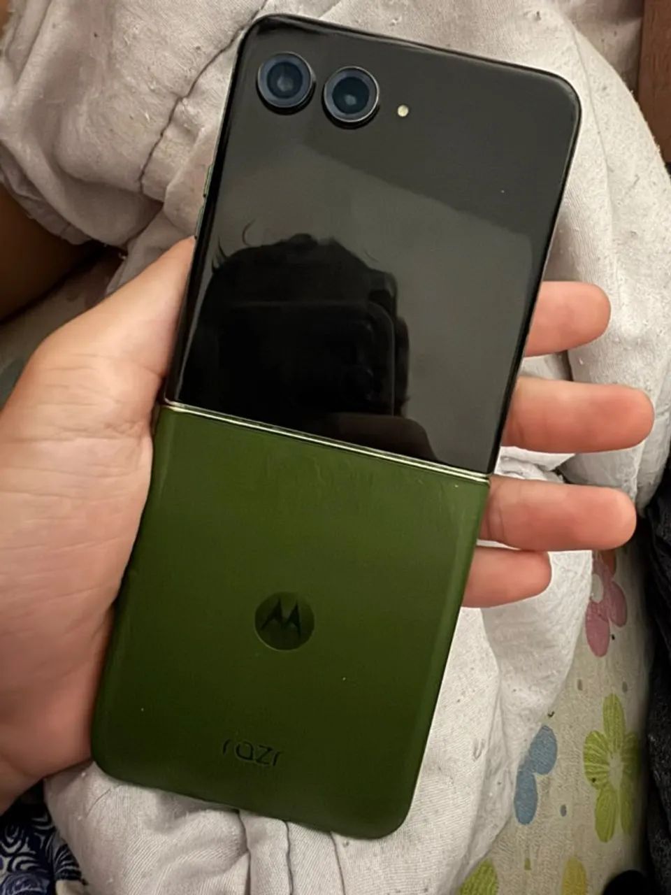 Motorola Razr 50 Ultra  - Foto 2