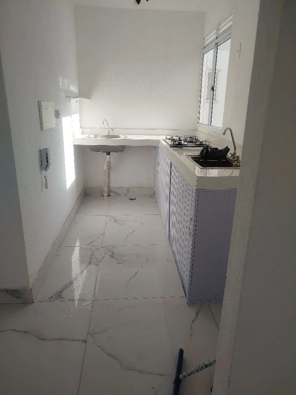 Alugua-se apartamento - 2 quartos 