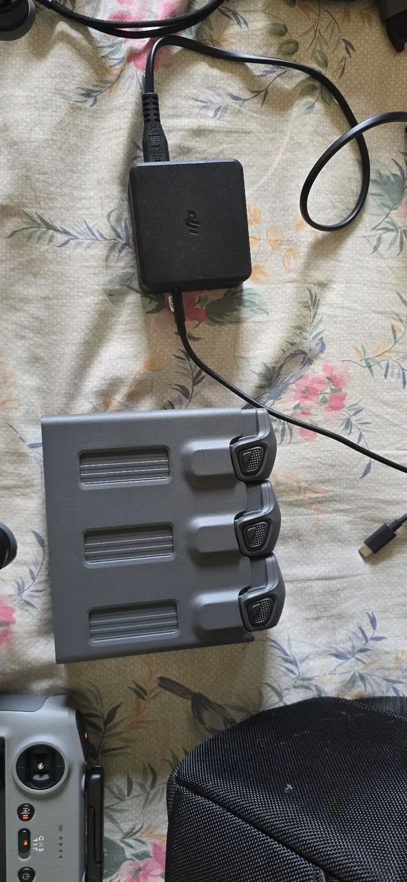 Mavic 4 Pro Fly More Combo - Foto 5