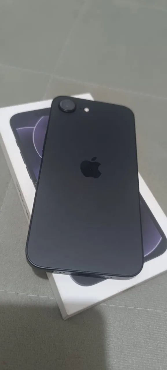 iPhone 17e 256gb 25 dias ativado 