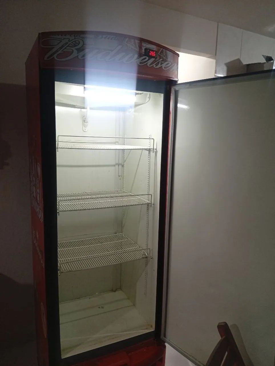 Freezer vertical da Budweiser  - Foto 2