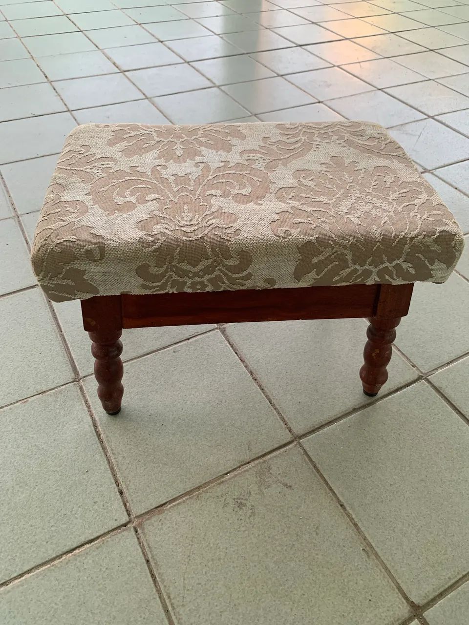Banqueta Colonial Madeira Maciça 