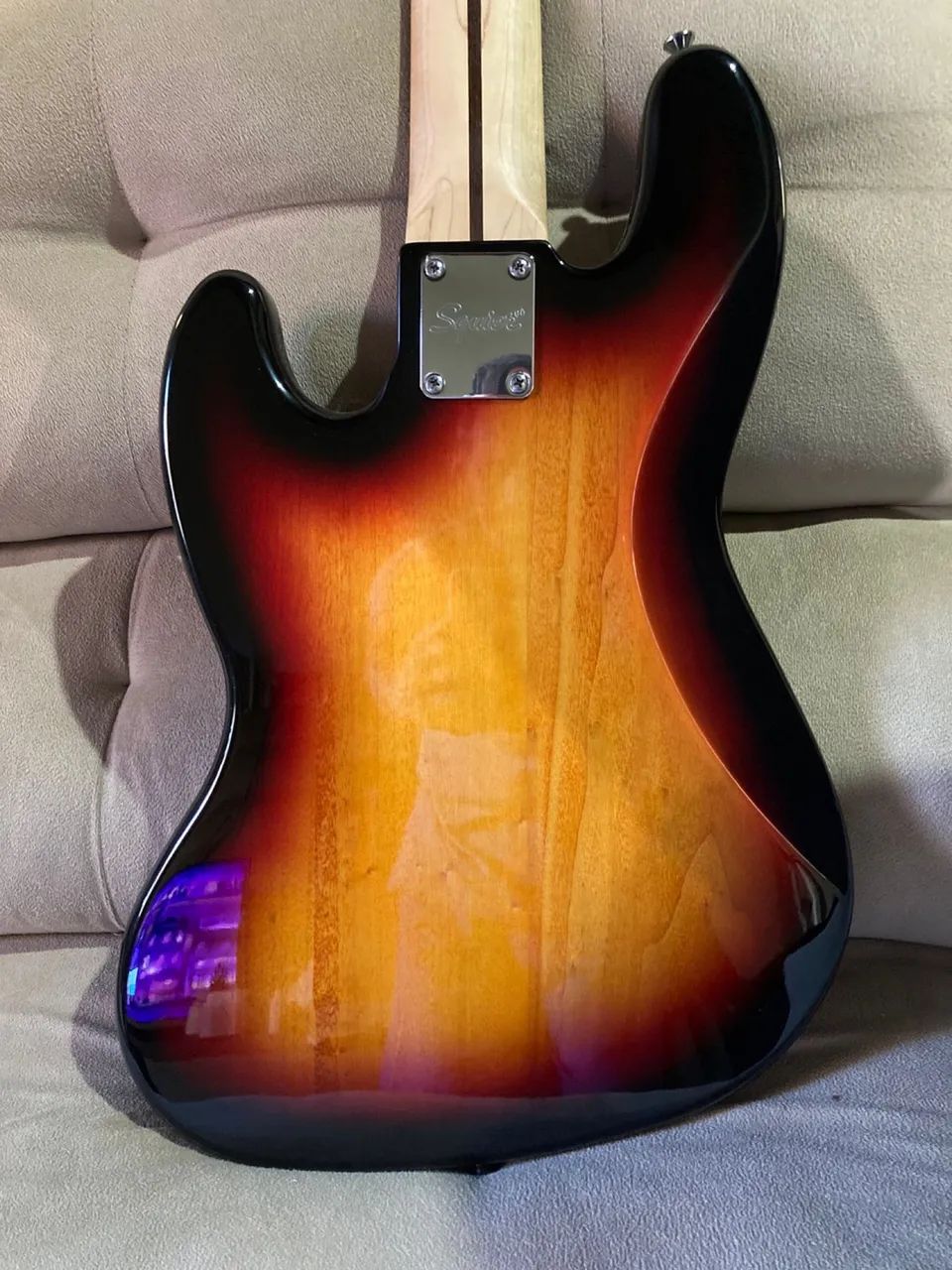 Baixo squier 5 cordas - Foto 3