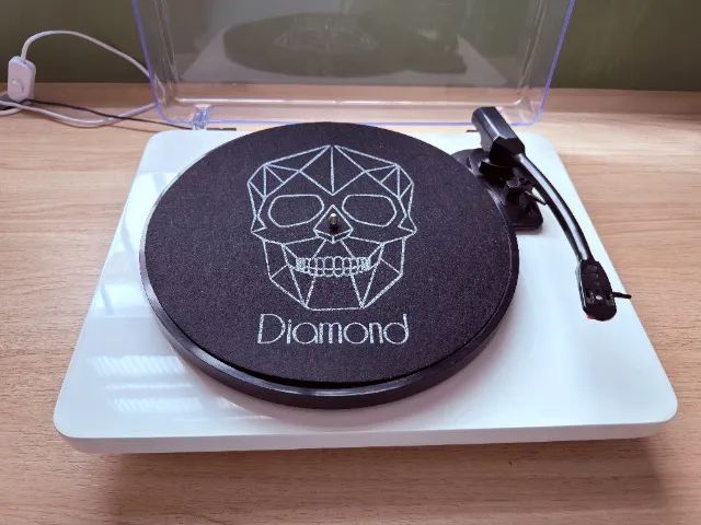 Vitrola Toca Discos Diamond White + Brinde - Foto 2