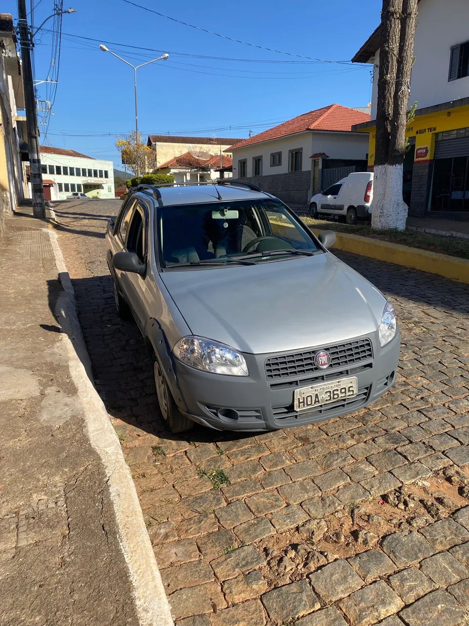 Fiat Strada Working 1.4 MPI Fire Flex 8V CD 2013