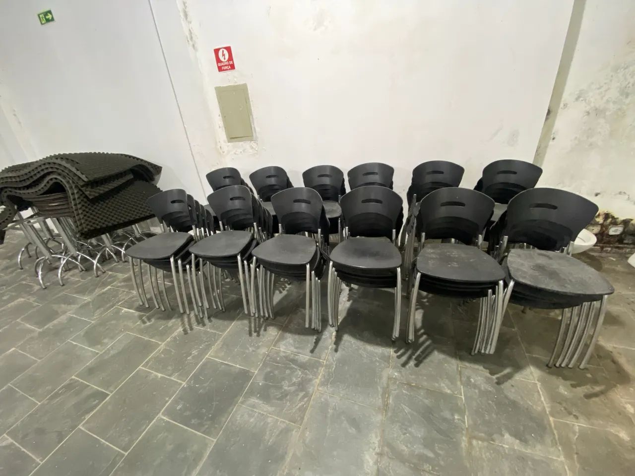 Jogo de mesa com cadeiras - Foto 3