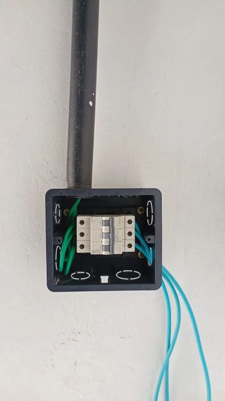 Eletrecista profissional disponível 