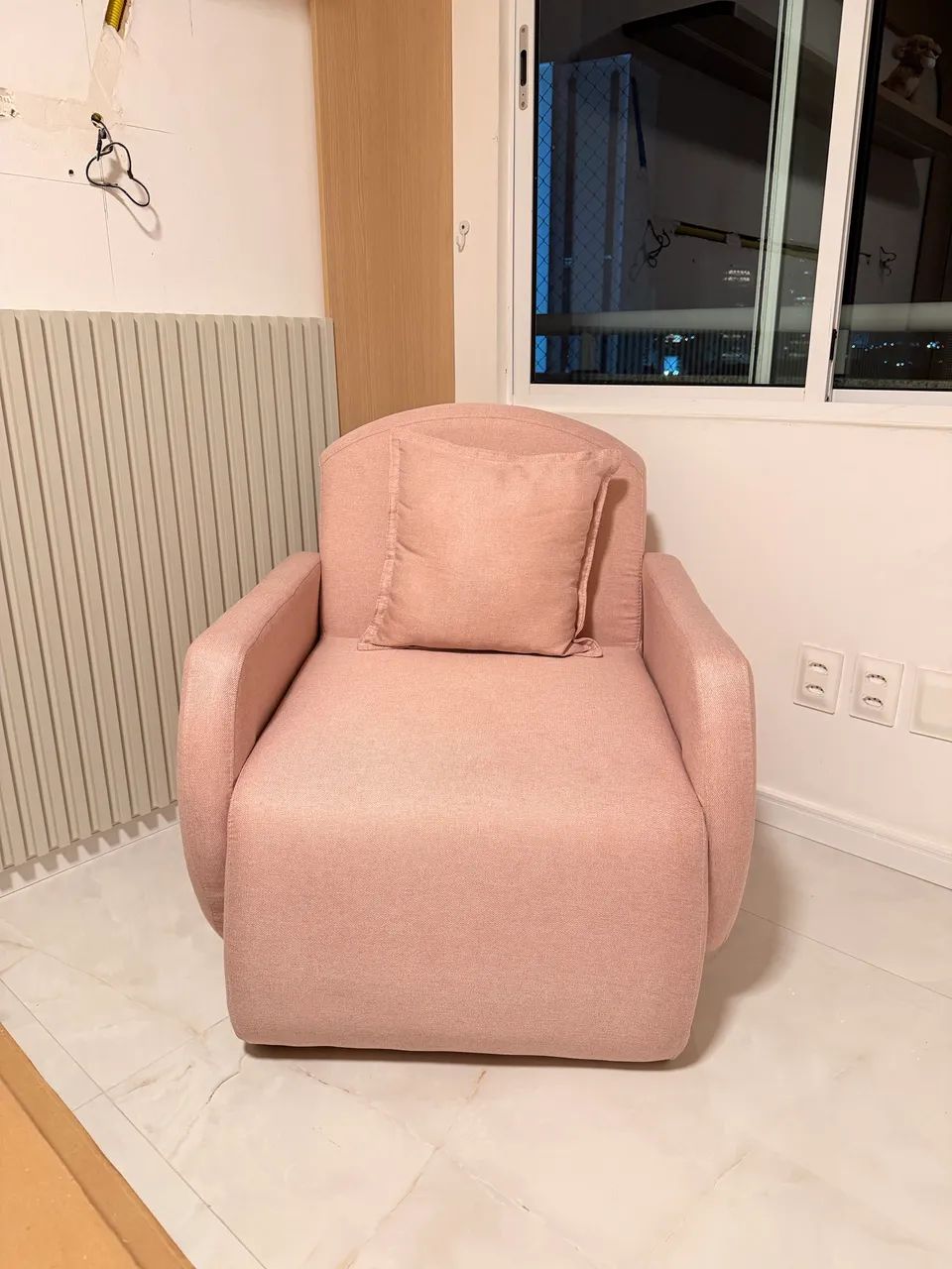 VENDO POLTRONA NOVA (nao vendo pelo olx pay) nao tem desconto no pix.