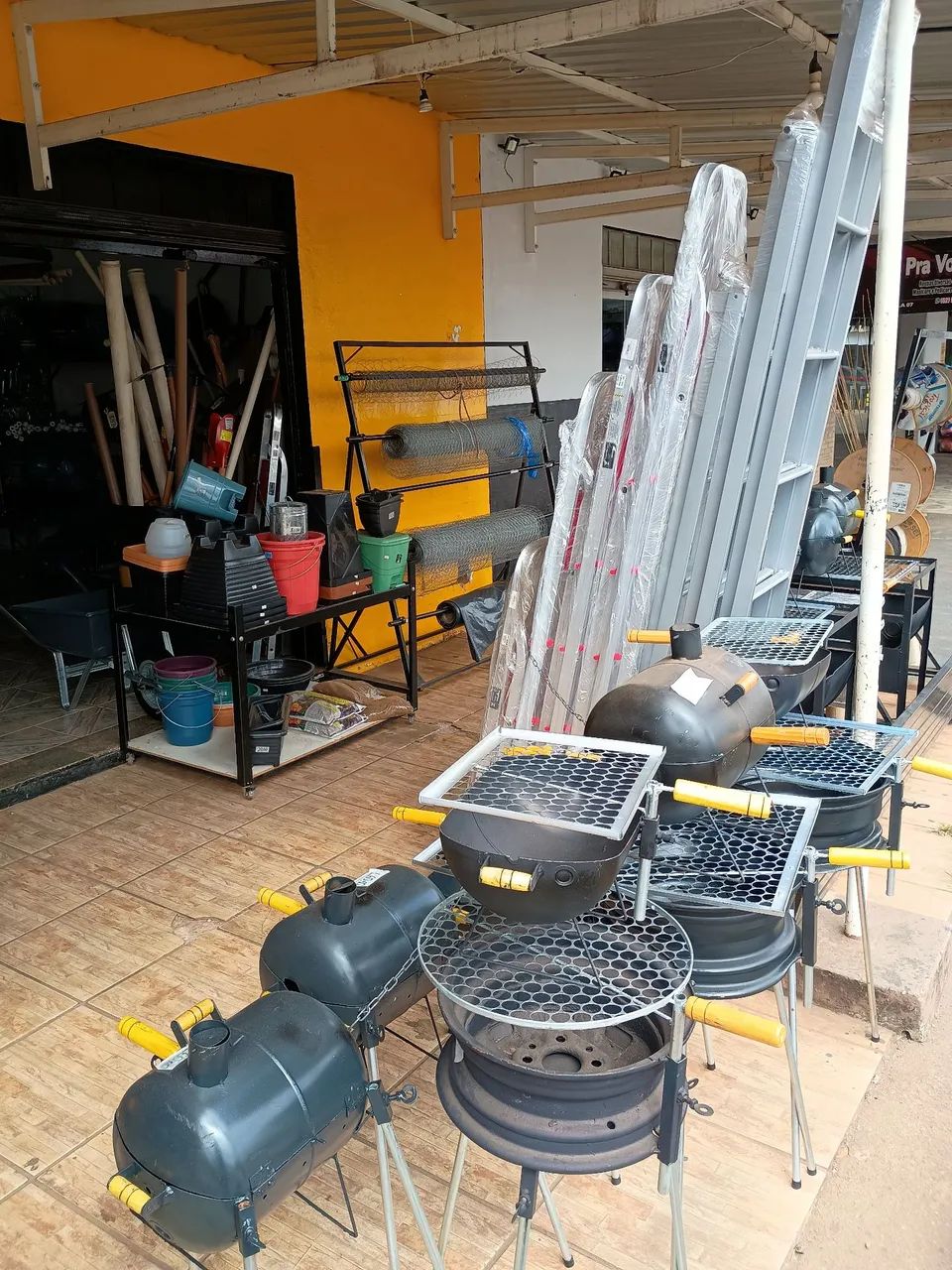 Vende-se Ferragista completa com aluguel acessível - Foto 2