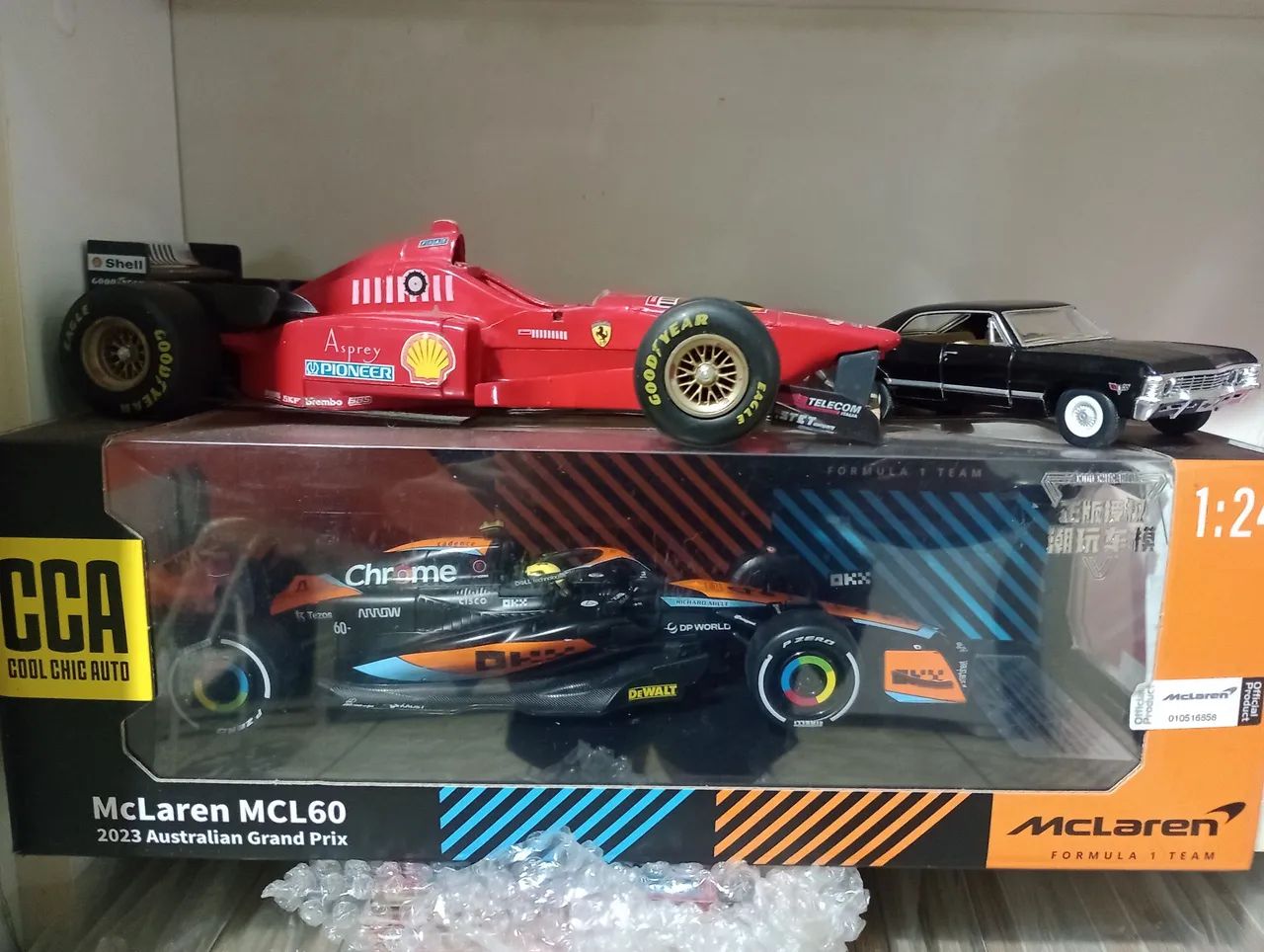 Lote de carrinhos Formula 1 e Impala - Foto 3