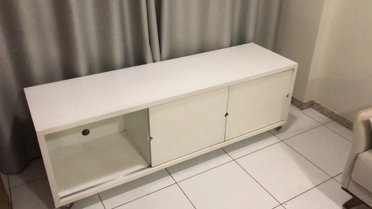 Vendo rack branco da loja Nobel - excelente qualidade  - Foto 2