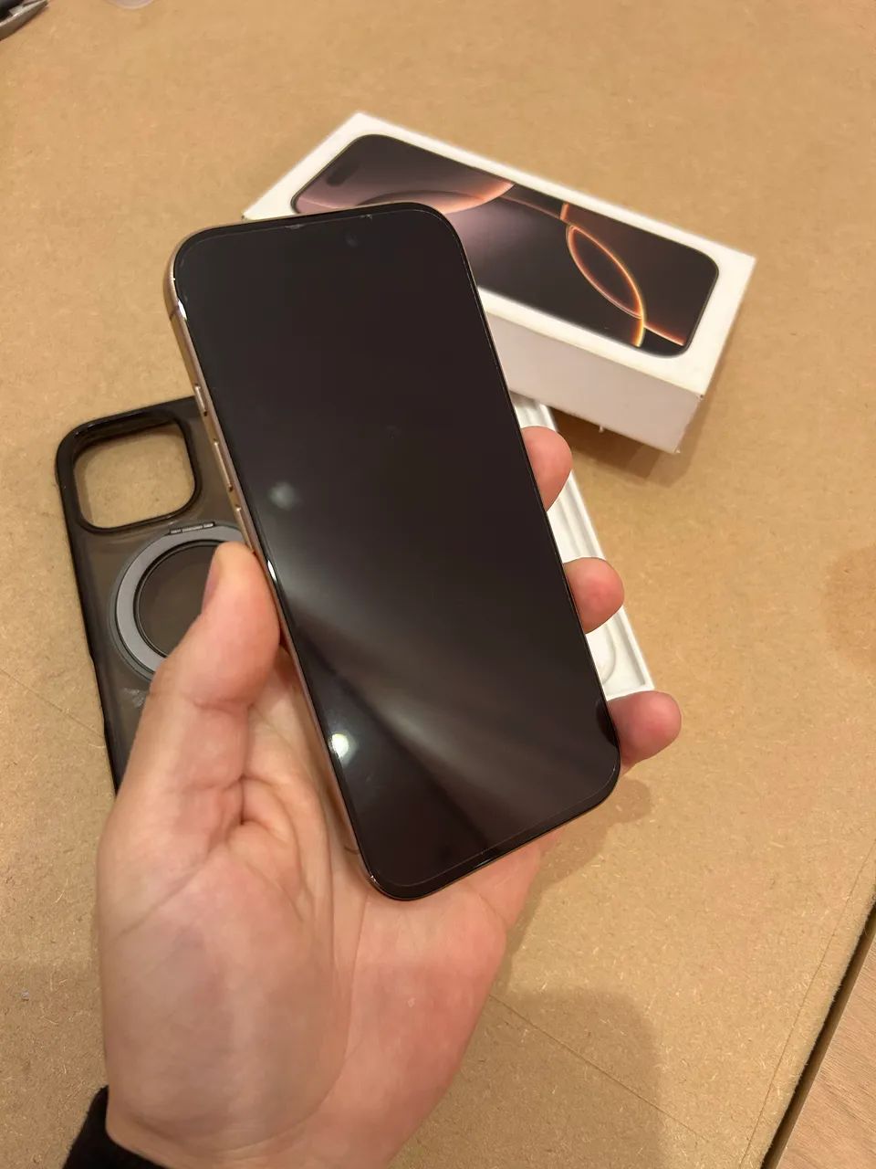 Iphone 16 Pro 256gb Desert Titanium  - Foto 3